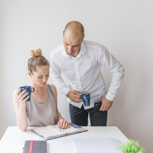 Okładka artykułu: Dlaczego nie warto trzymać pieniędzy na zwykłym koncie osobistym?